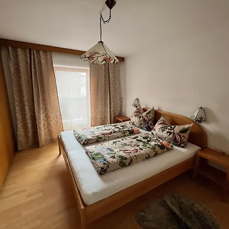 شقة Haus Kneissl *