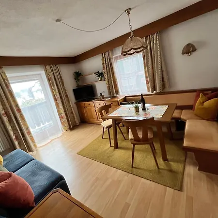 Haus Kneissl شقة سيفيلد ان تيرول