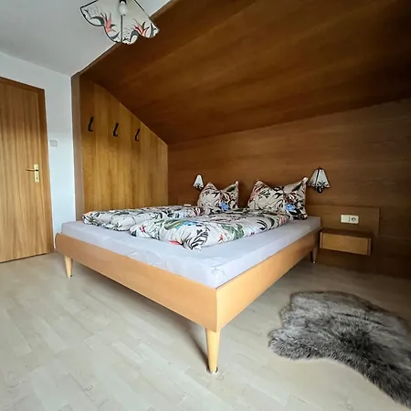 Haus Kneissl * Seefeld w Tirolu