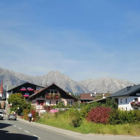 Daire Haus Kneissl