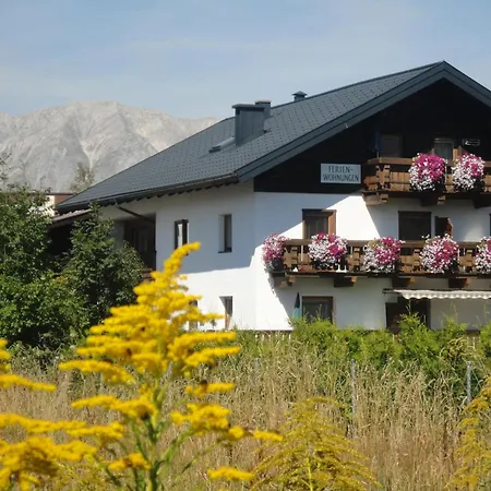 Haus Kneissl * Seefeld in Tirol